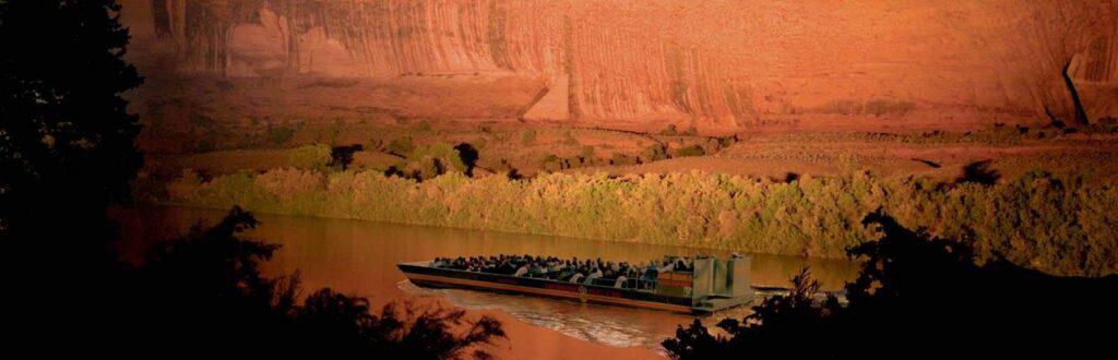 moab dinner and light show on the coloardo river