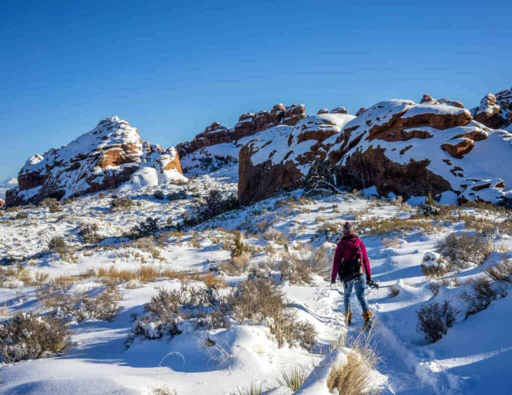 ARCHES NATIONAL PARK IN WINTER