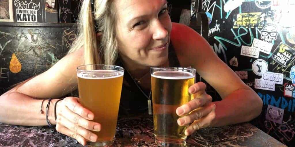 9 Seattle Dive Bars You Better Not Miss