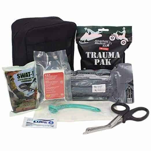 BUILDING A DIY TRAVEL FIRST AID KIT

