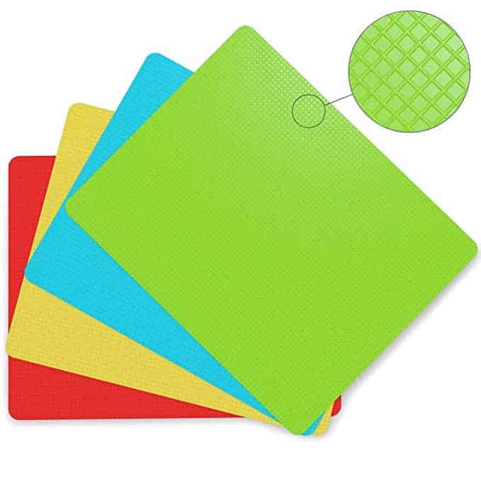 FLEXIBLE CUTTING BOARDS