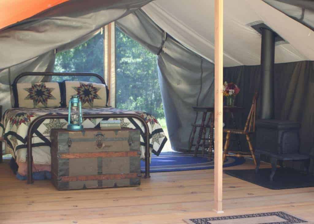 HUCKLEBERRY TENT & BREAKFAST – SAND POINT IDAHO
