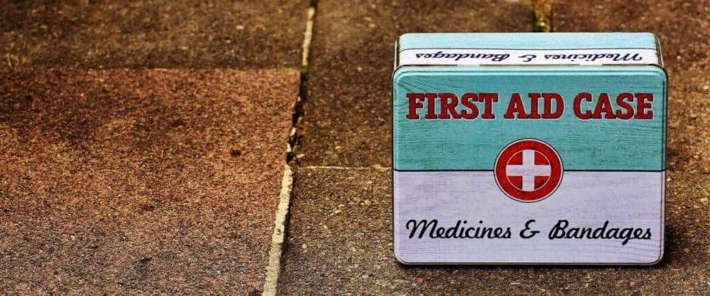 How To Build A Professional Travel First Aid Kit
