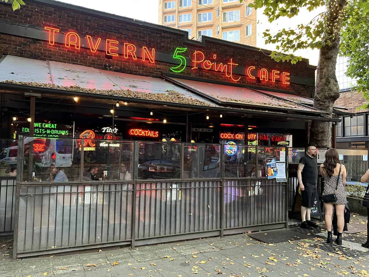 seattle 5 point cafe