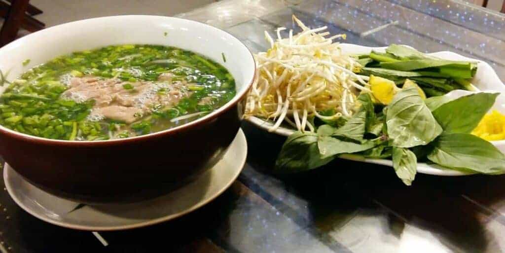 PHO HERBS AND GARNISHES
