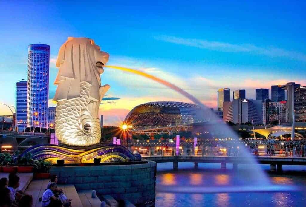 SINGAPORE CHANGI AIRPORT – AIRPORT TOURS
