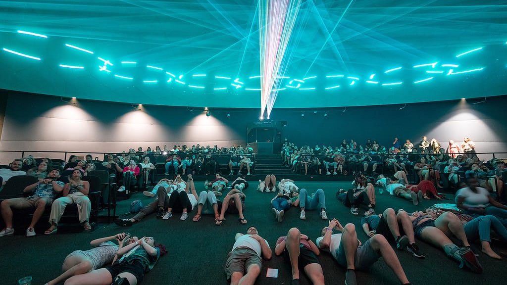 laser dome seattle night shows
