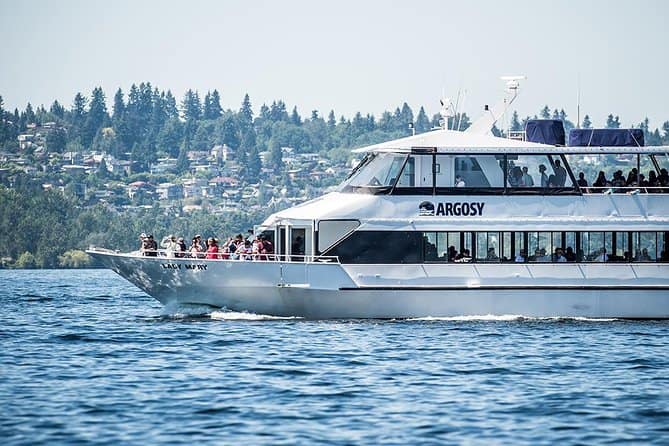 lake union cocktail cruise