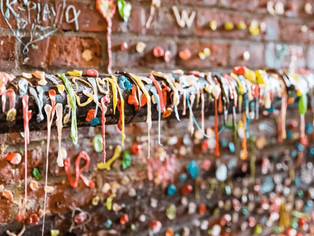 gum wall in post alley pike place market