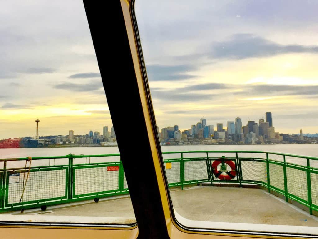 bainbridge seattle ferry
