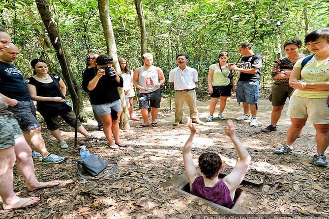 cu chi tunnels vietnam